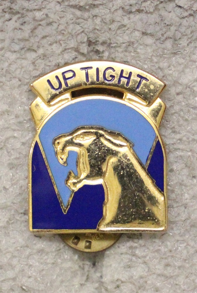 U.S. Army DI Pin: 214th Aviation Battalion - c/b, Meyer 22M
