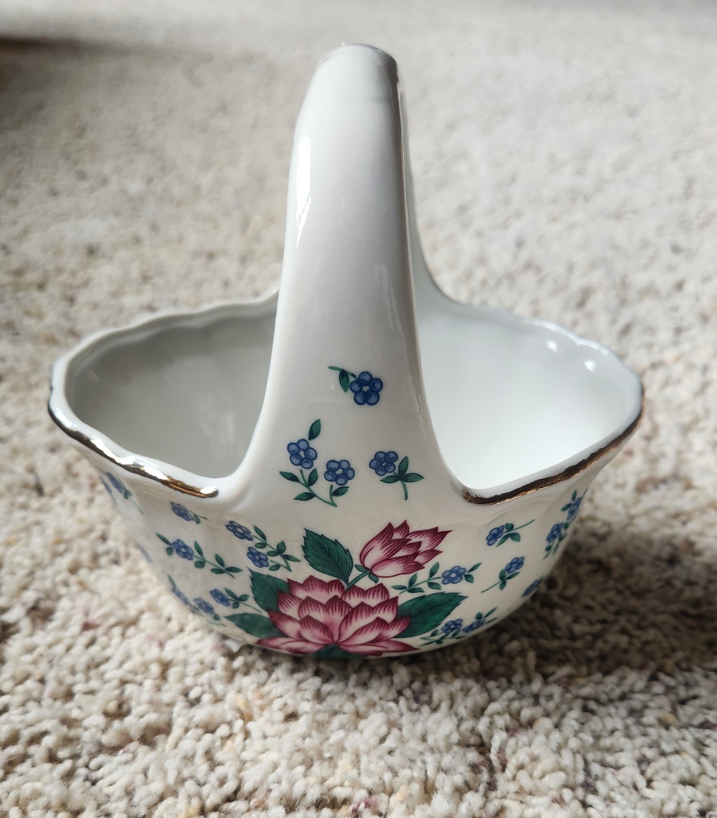 Jamestown China Fine Porcelain Basket Gold Trim Floral Design from Japan