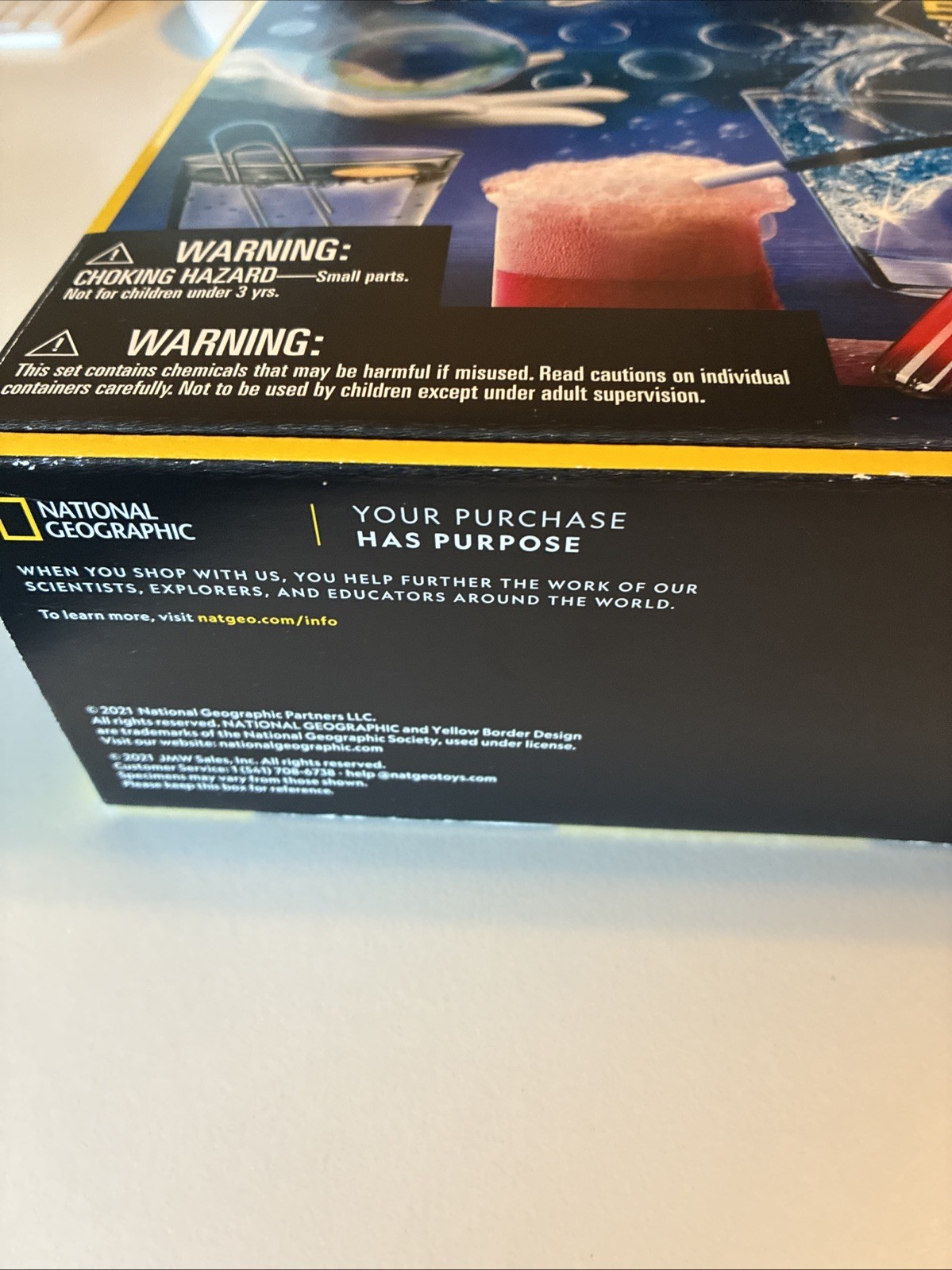 National Geographic Magic Set STEM 50 Tricks with Instructions & Learning Guide