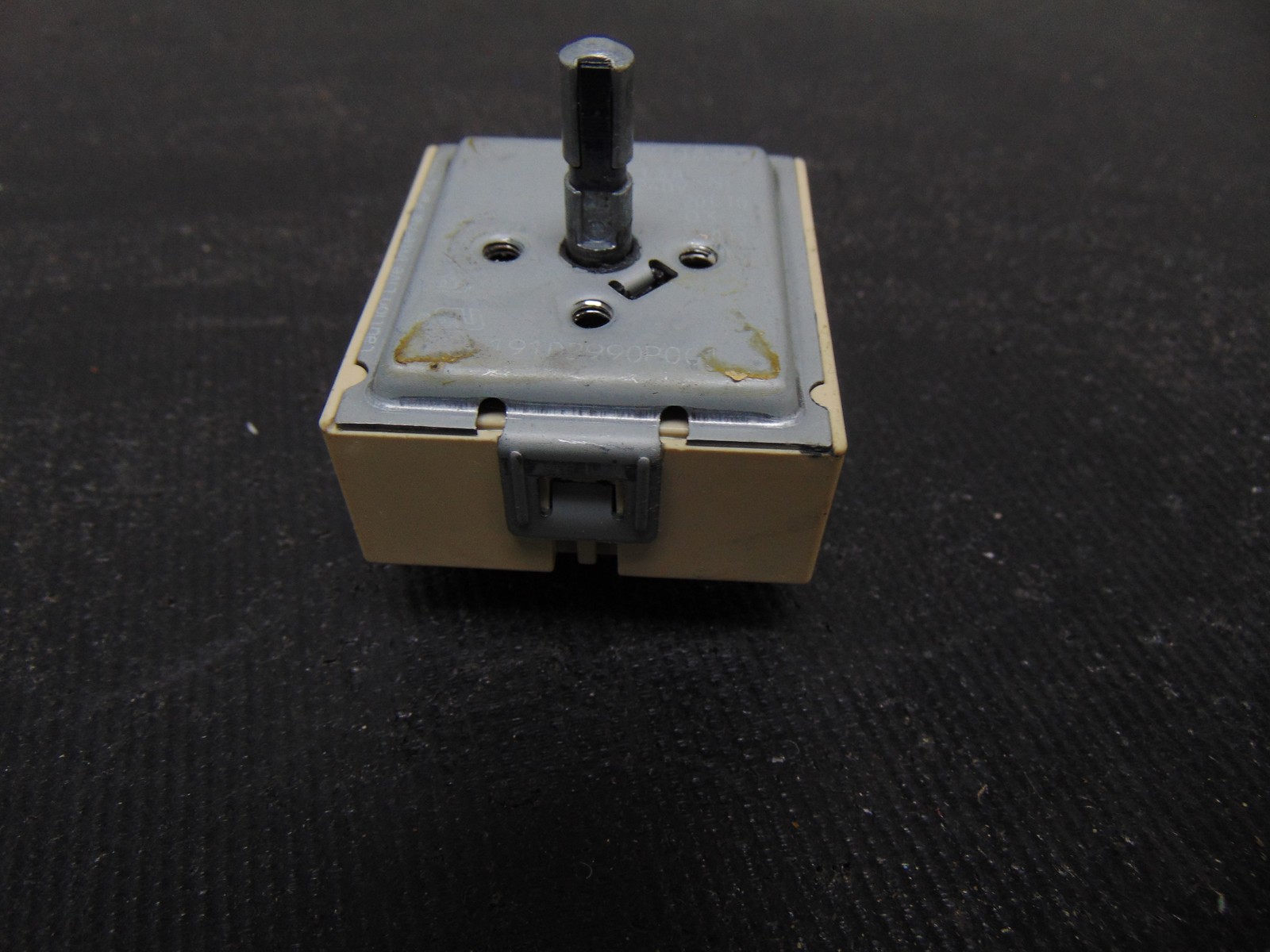 GE Range JB640DR2CC Surface Element Control Switch WB24T10058
