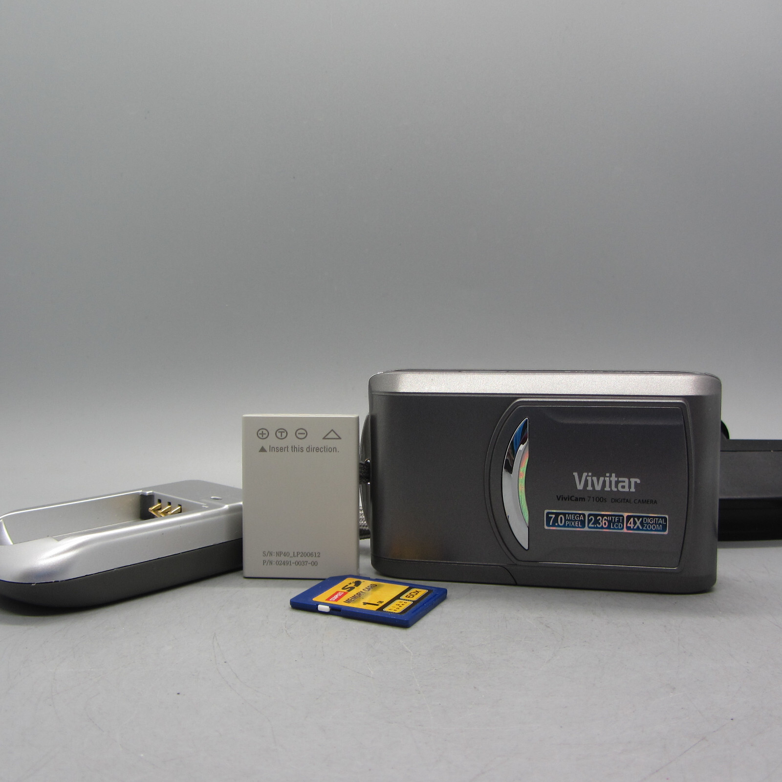 Vivitar Digital Camera Vivicam 7100s 7.0MP Silver Tested