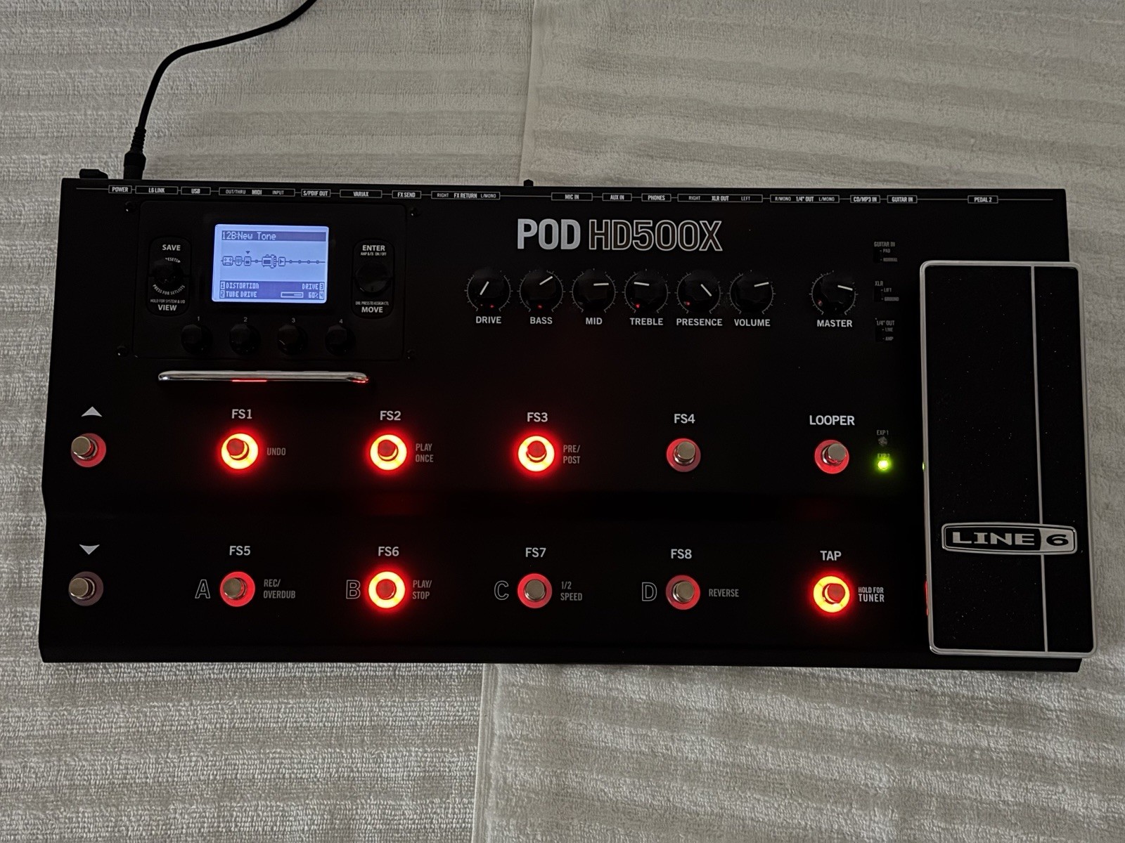 Line 6 POD HD500X Multi-Effect Guitar Pedal Control w/Power Supply