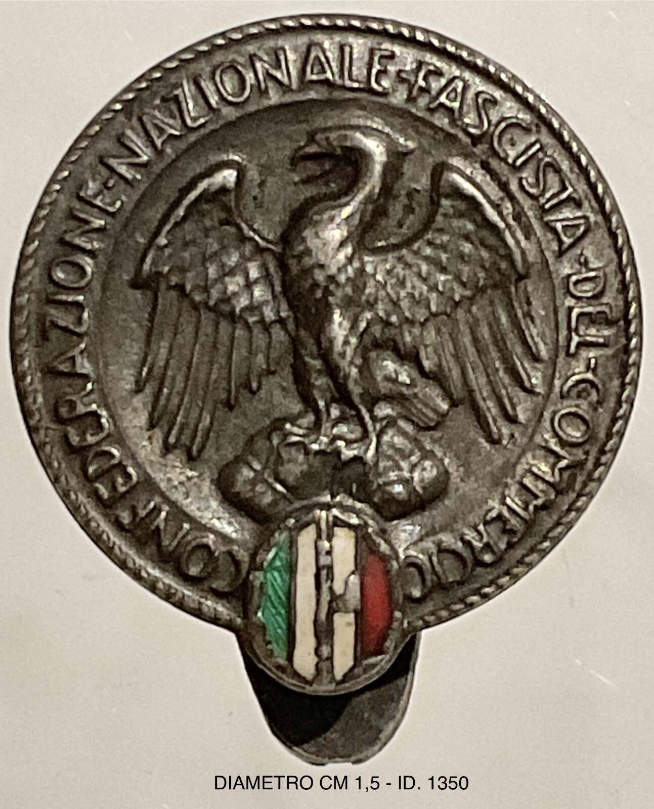 CONFEDERAZIONE NAZIONALE F… COMMERCIO DISTINTIVO PARTITO DI GOVERNO 1922.1943