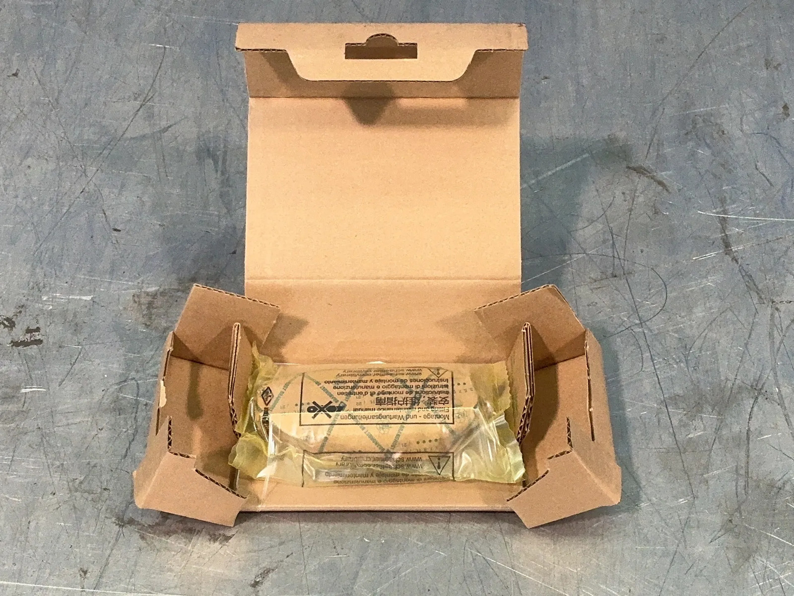 INA LINEAR GUIDE CARRIAGE KWVE20-B-S-G3-V