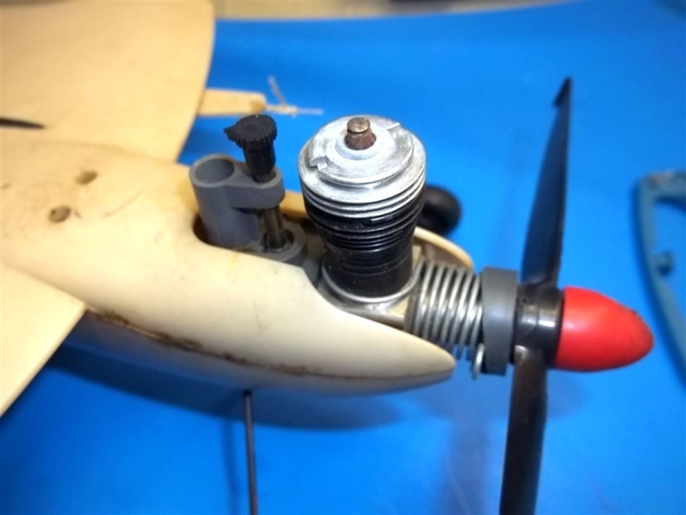 Vintage U-Control Cox - Space - "DROID FIGHTER" - STAR WARS