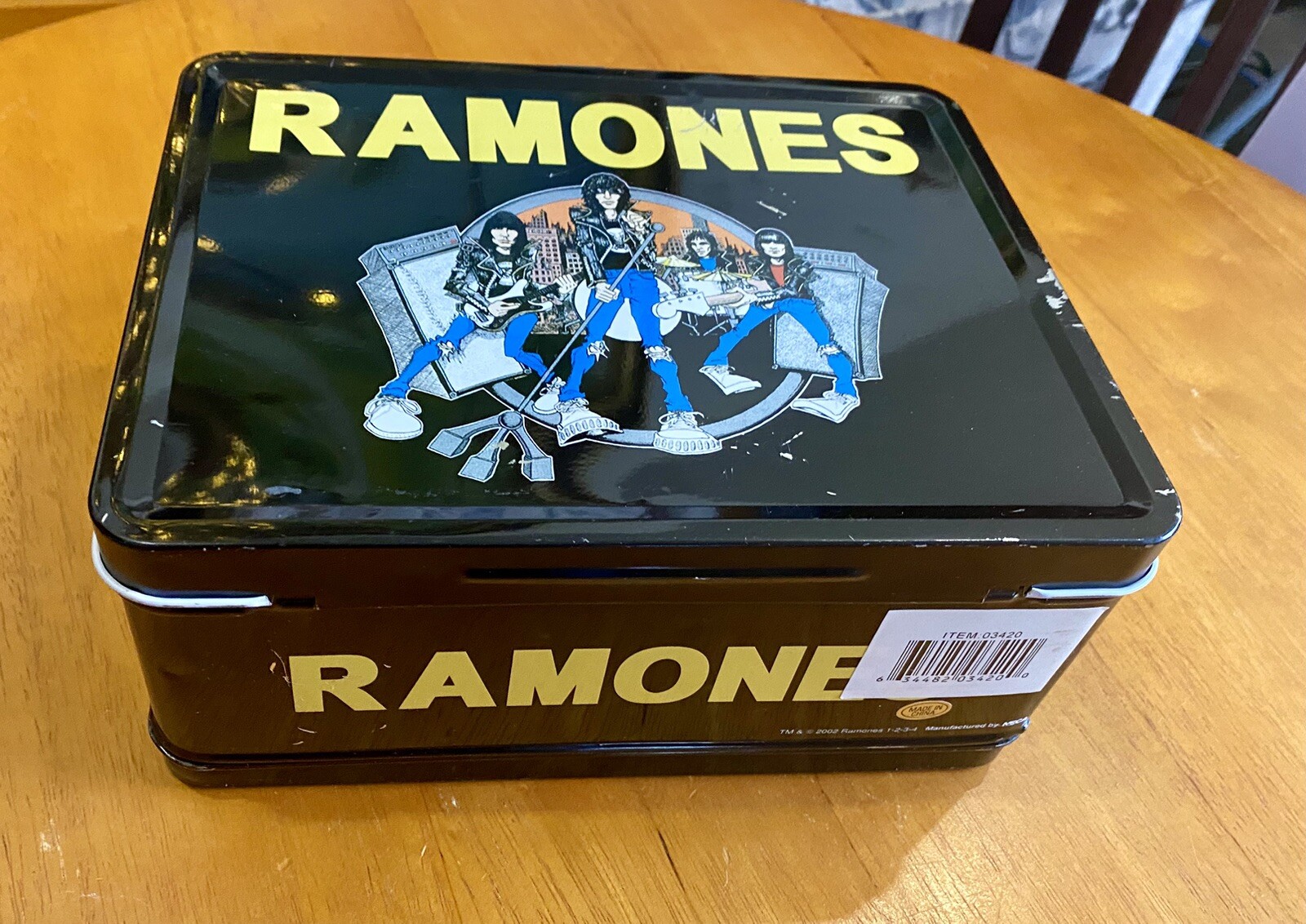 RAMONES LUNCHBOX WITH THERMOS! 2002 NECA - Good Condition!