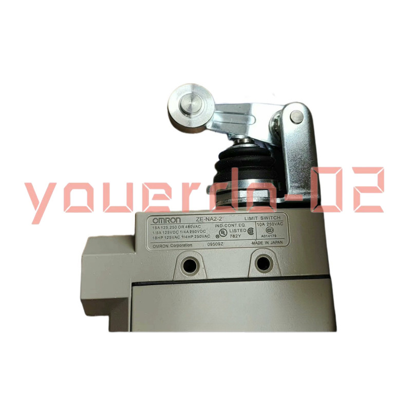1 PC New with Box Omron ZE-NA2-2 Limit Switch Quickly Shipped