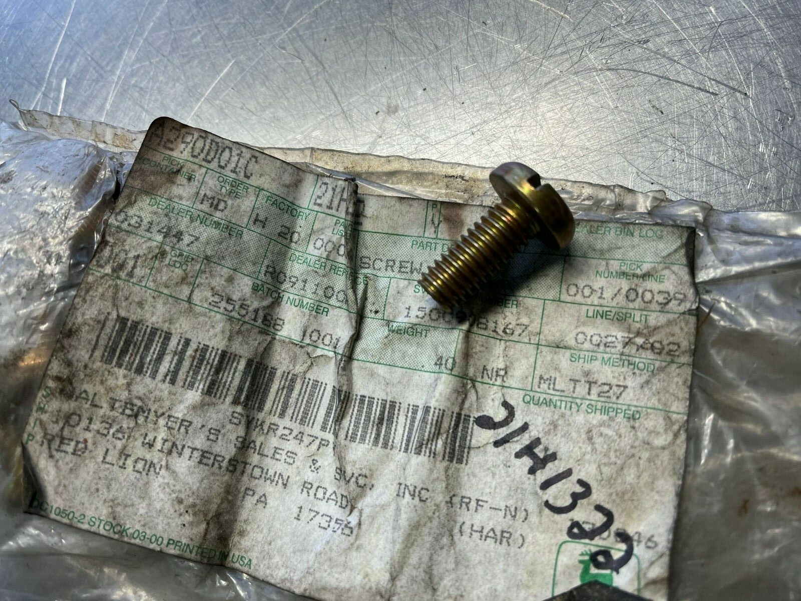21H1322 Genuine OEM John Deere SCREW
