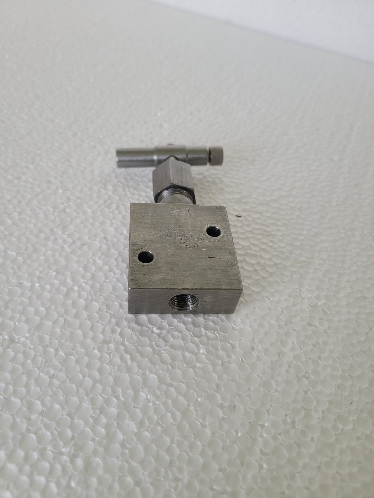 Ruska 2027 1/8" NPT 2-WAY Valve