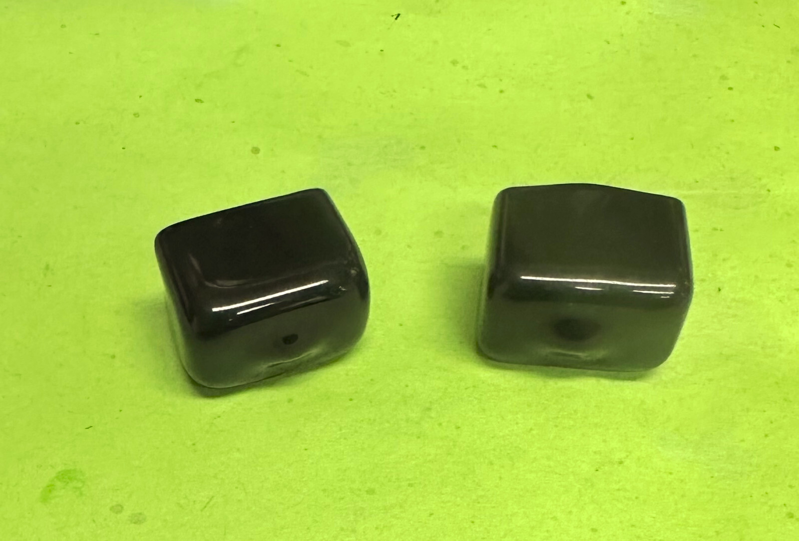 WESTGATE CHNL LED CHANNEL END CAPS 2-PACK RUBBER