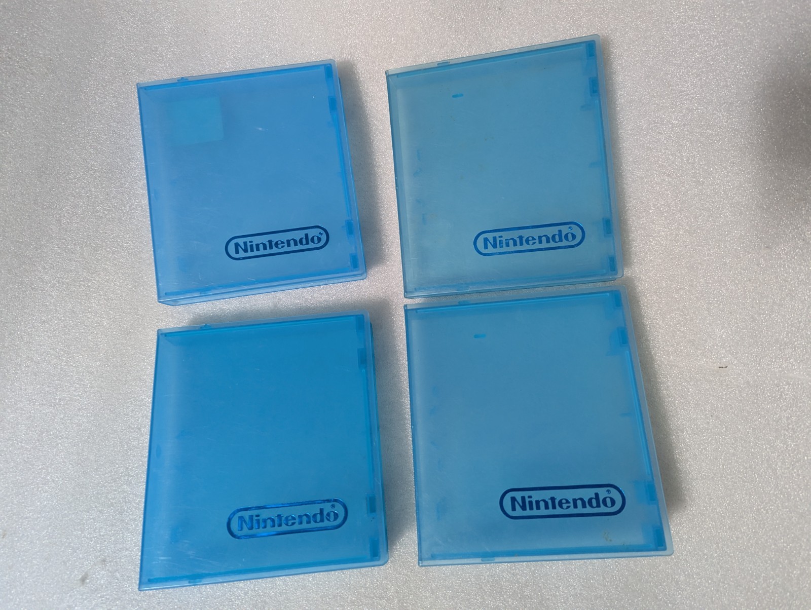 Lot of 4 Vintage OEM NES Nintendo Hard Clamshell Plastic Cases - Blue