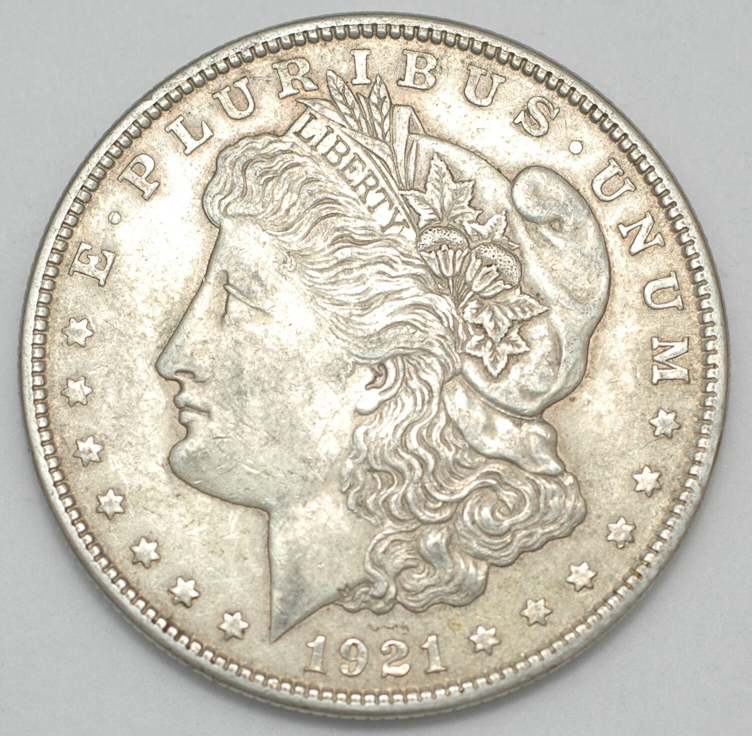 1921-P Morgan silver dollar excellent condition