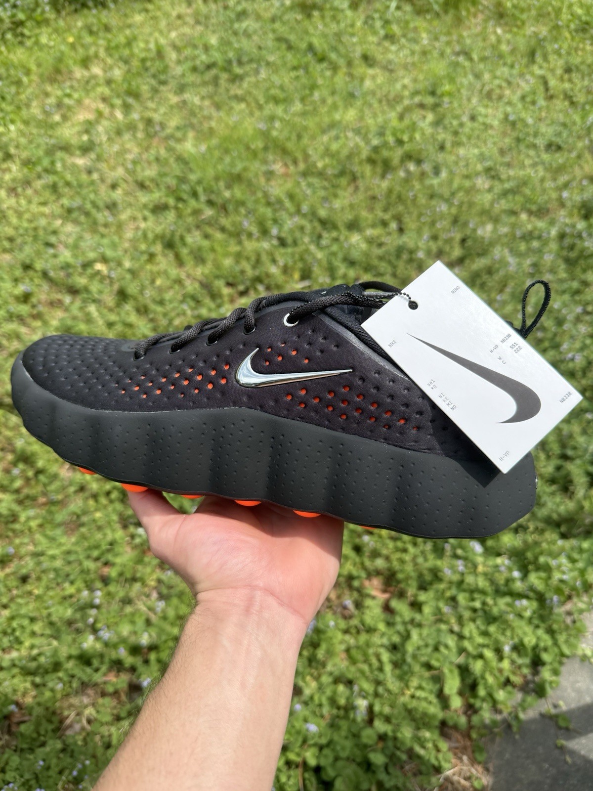 Nike Mind 002 Black Hyper Crimson Men's Size 12.5