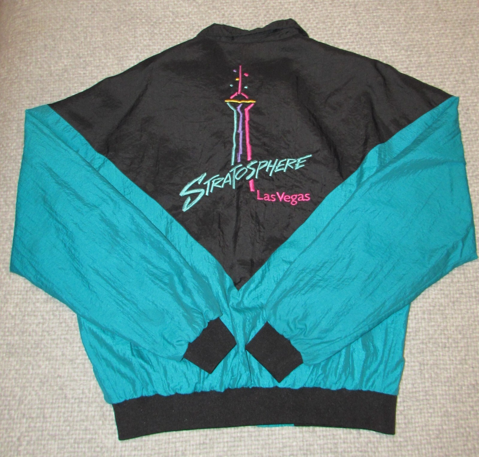 Stratosphere Las Vegas Vintage Girard Embroidered 2 Pocket Full Zip Jacket Lrg