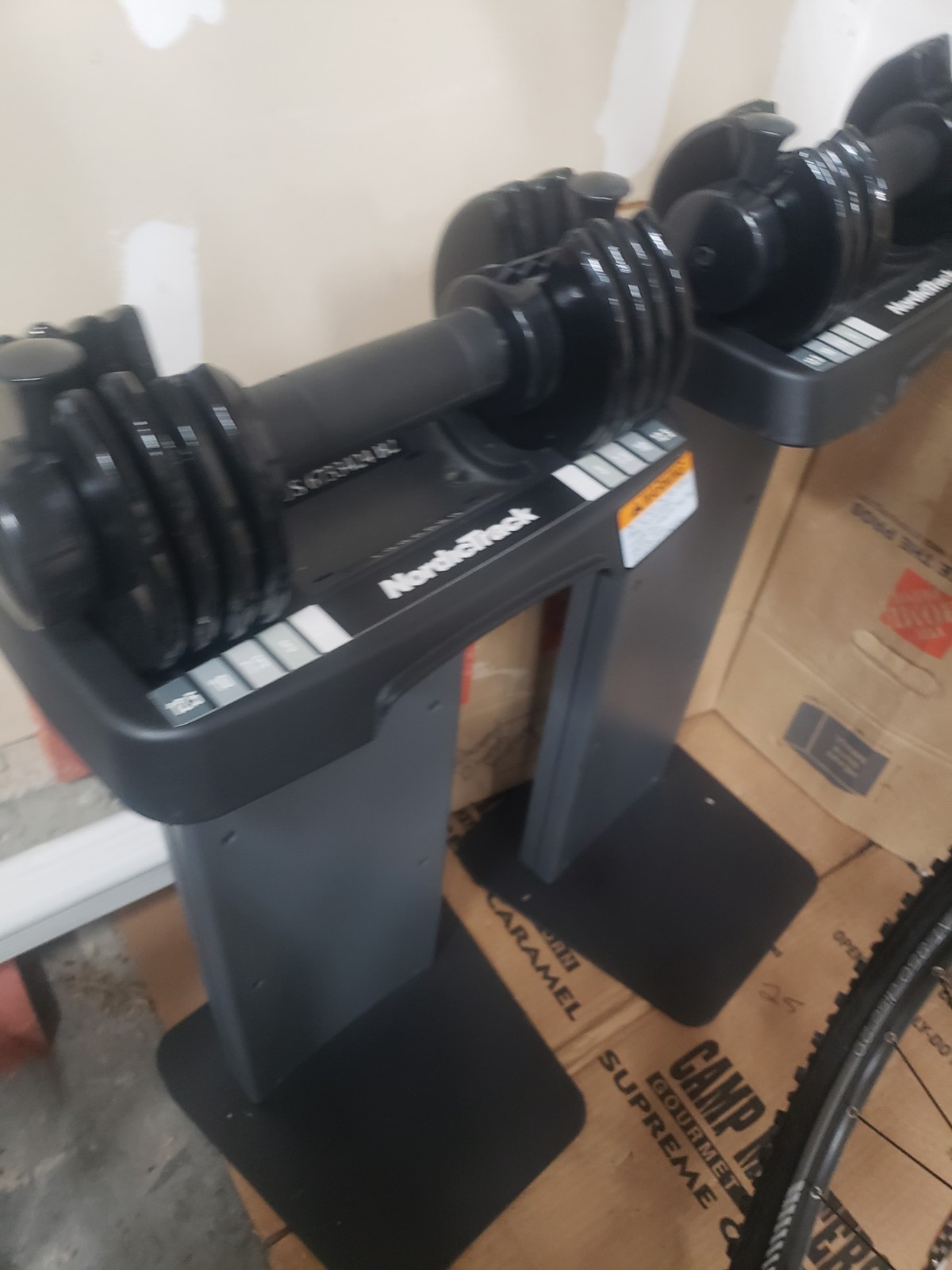Nordic Track Adjustable Dumbbells 5 To 12lb With Stands