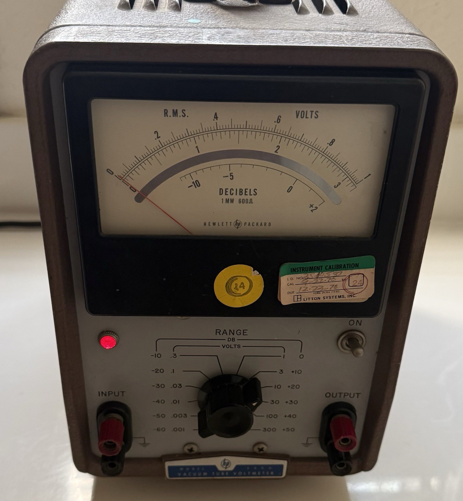 Parts/Repair Only — Power Tested —Hewlett Packard HP Vacuum Tube Voltmeter 400H