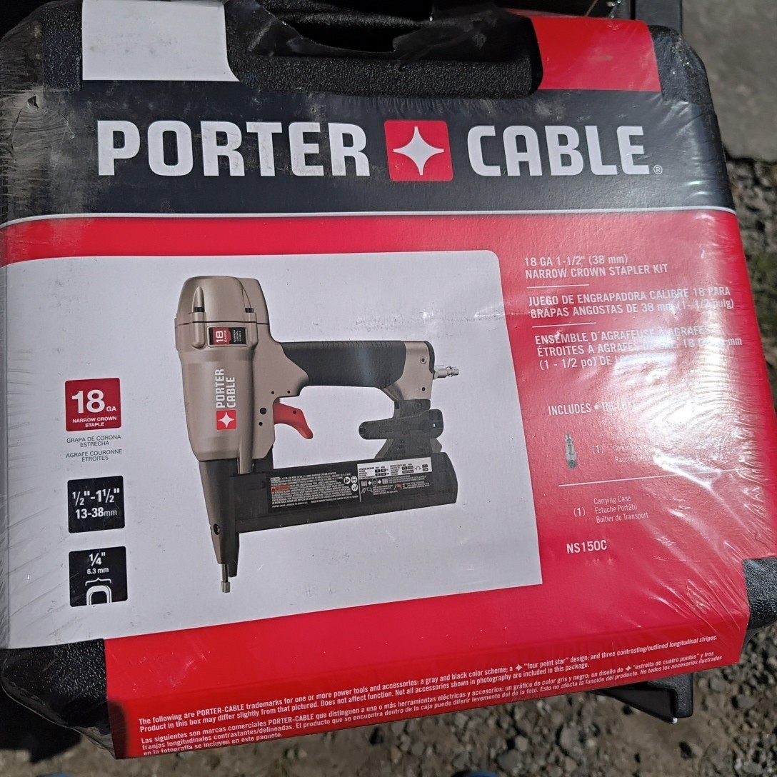 Porter-Cable 18-Gauge Pneumatic Narrow Crown Stapler Kit 1-1/2 in – New