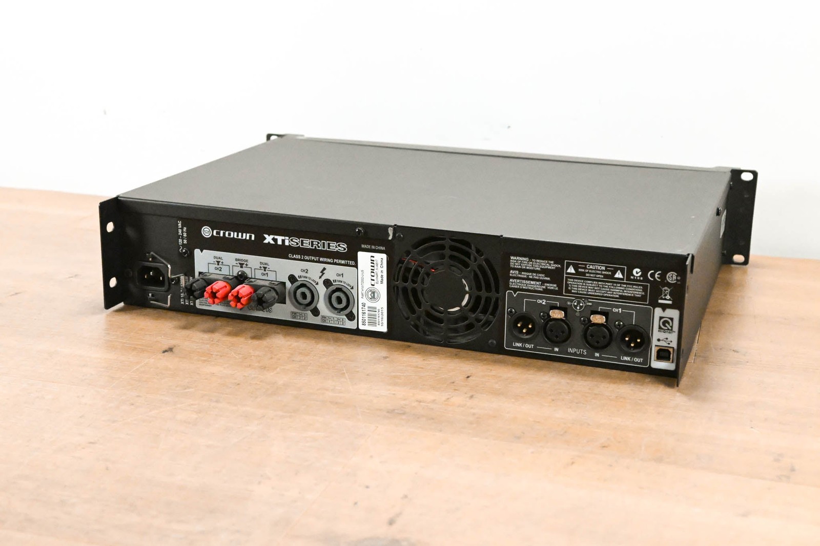 Crown XTi 2002 2-Channel Power Amplifier CG013CZ