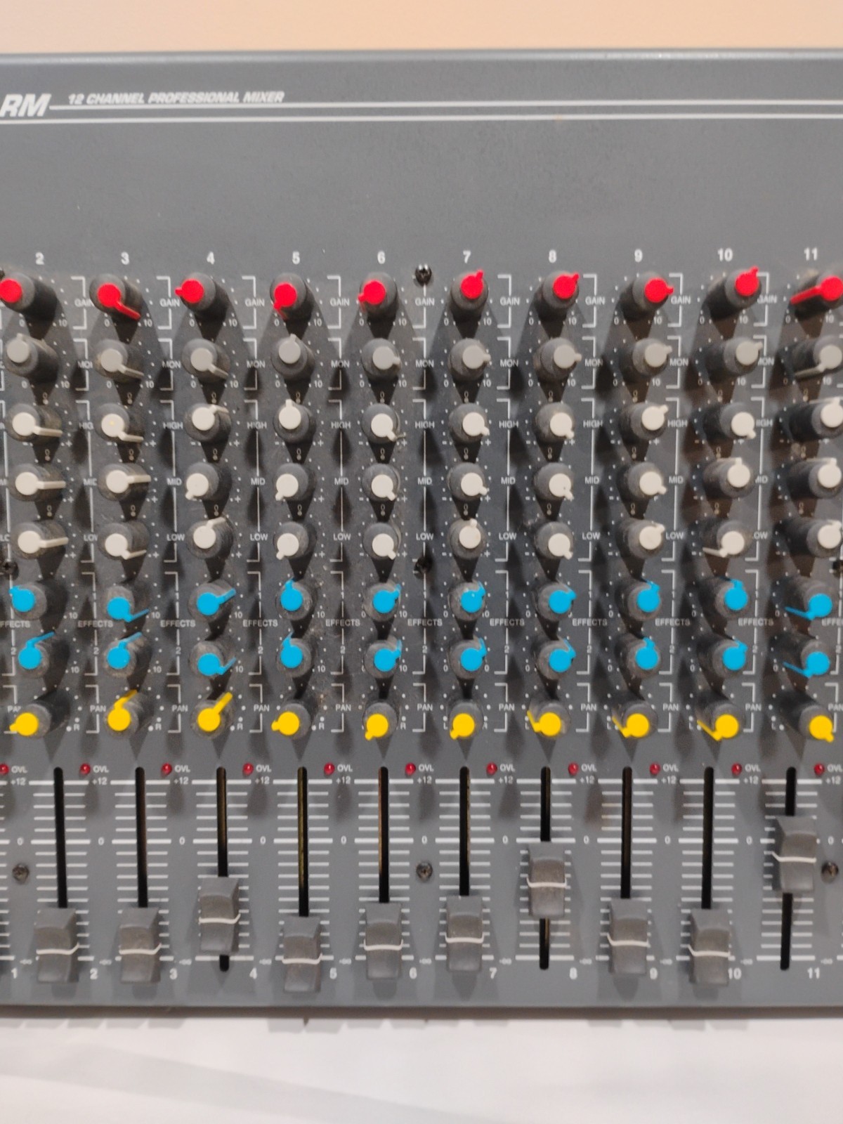 DOD 1222 RM 12 Channel Professional Mixer Working