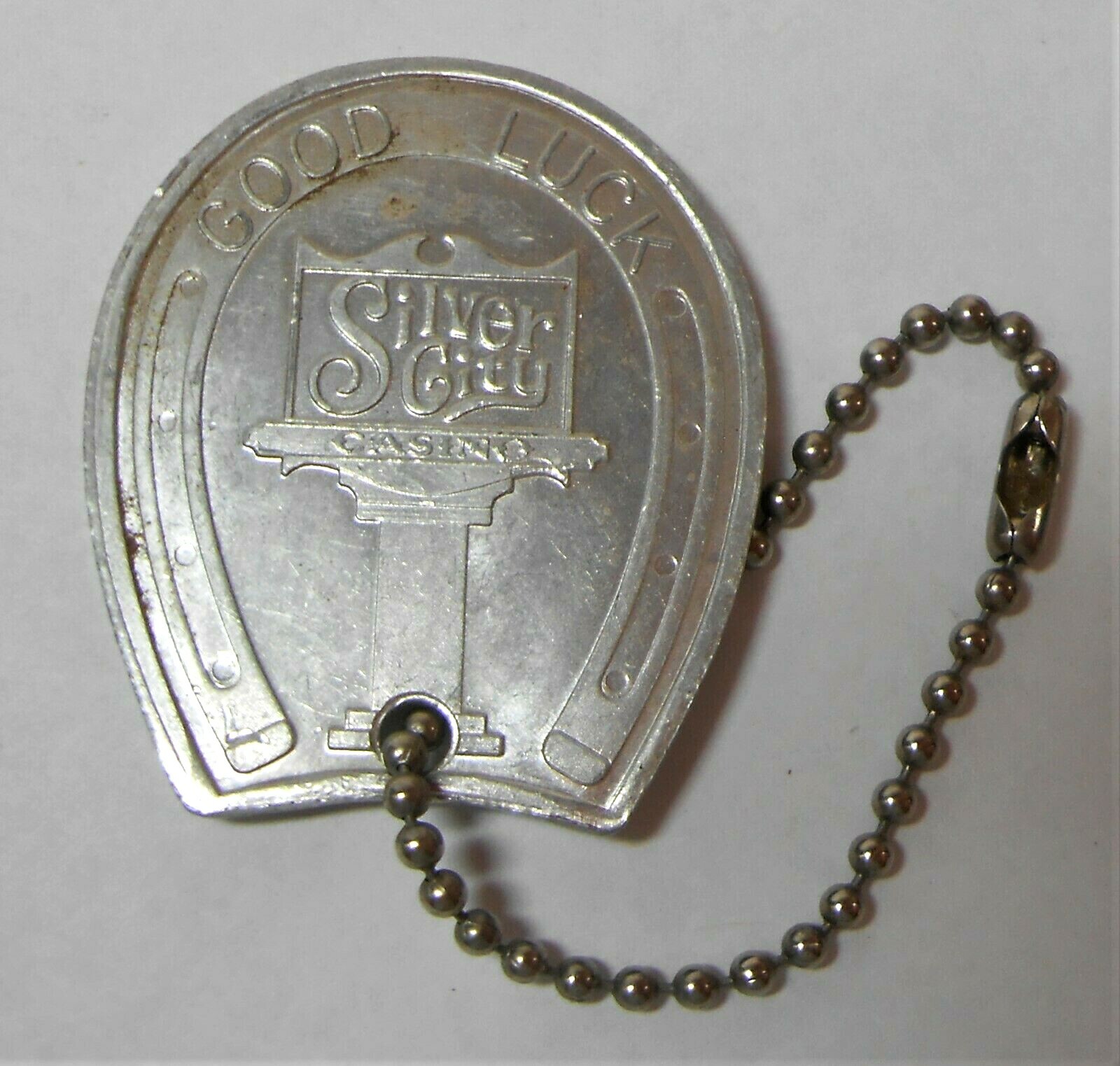 VTG FUN SILVER CITY CASINO LAS VEGAS ADVERTISING KEY CHAIN FOB LUCKY HORSESHOE