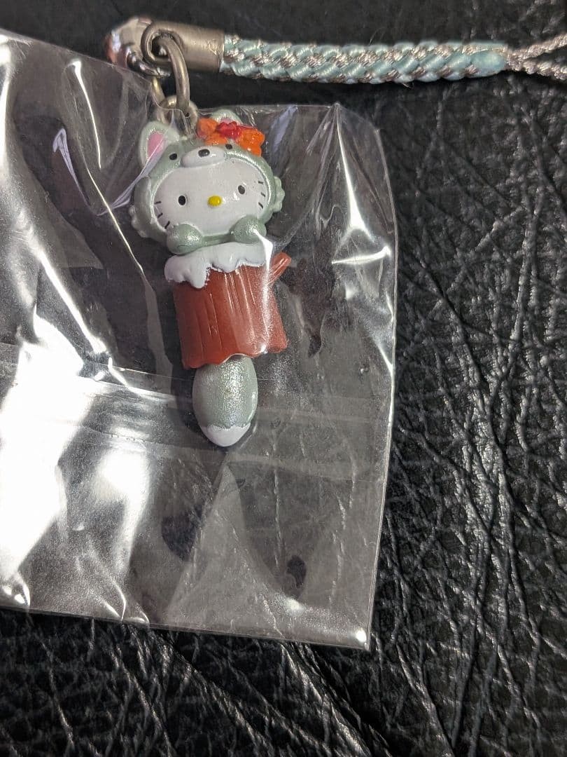 Hello Kitty Fox Hokkaido Strap 2007 Used
