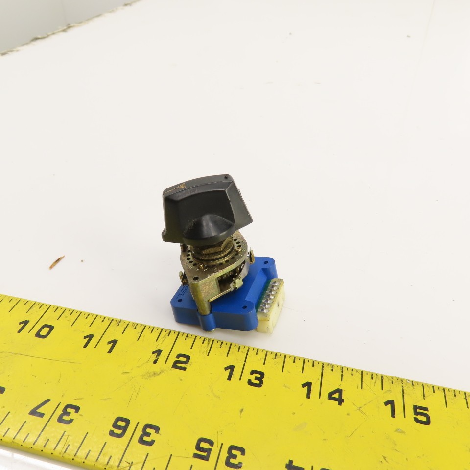 Tosoku 01J8/3 Rotary DP Selector Switch 17-Position GFED CBA