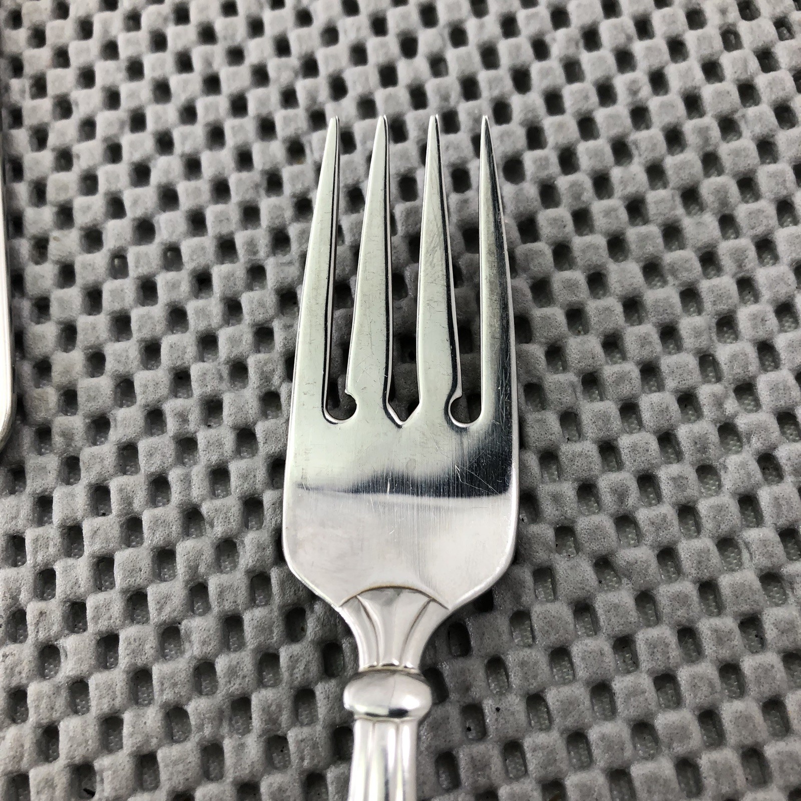 Oneida USA UNITY Stainless Flatware Pieces ~ 4 Salad Forks