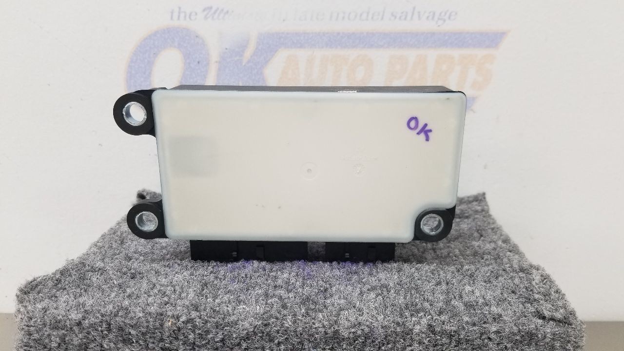 15 CHEVY SILVERADO 2500 SRS BAG MODULE 13592880