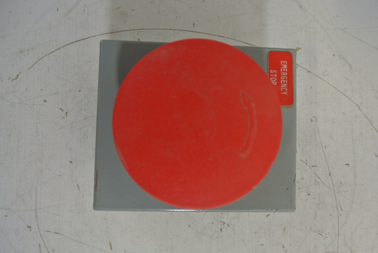 Siemens Type 1 RED Mushroom push button Type 1 Enclosure Cat: 3SB0221 NEW
