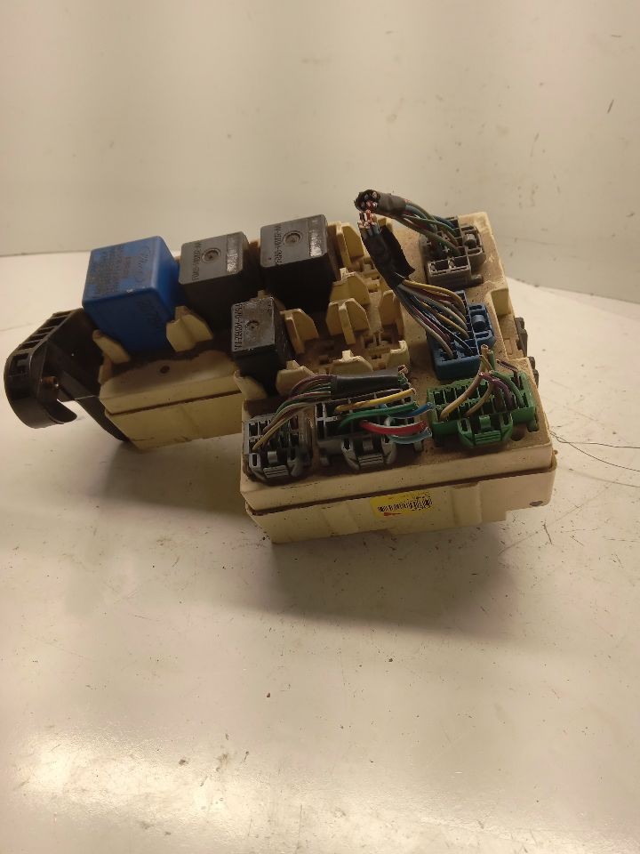 Used Fuse Box Cabin fits: 2002 Ford Explorer Grade A
