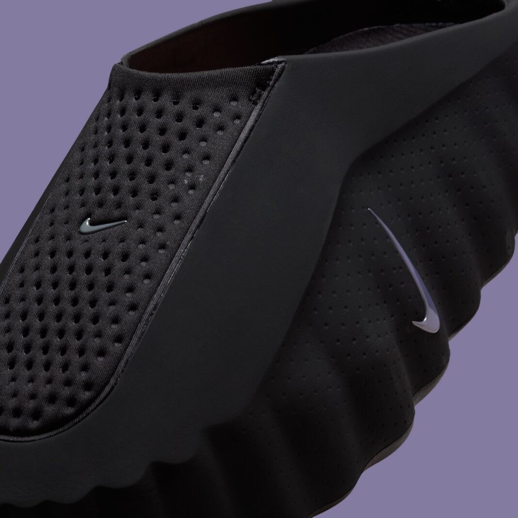 Nike Mind 001 Mule, Model HQ4307-001 Black(Runs small,Order one size up)
