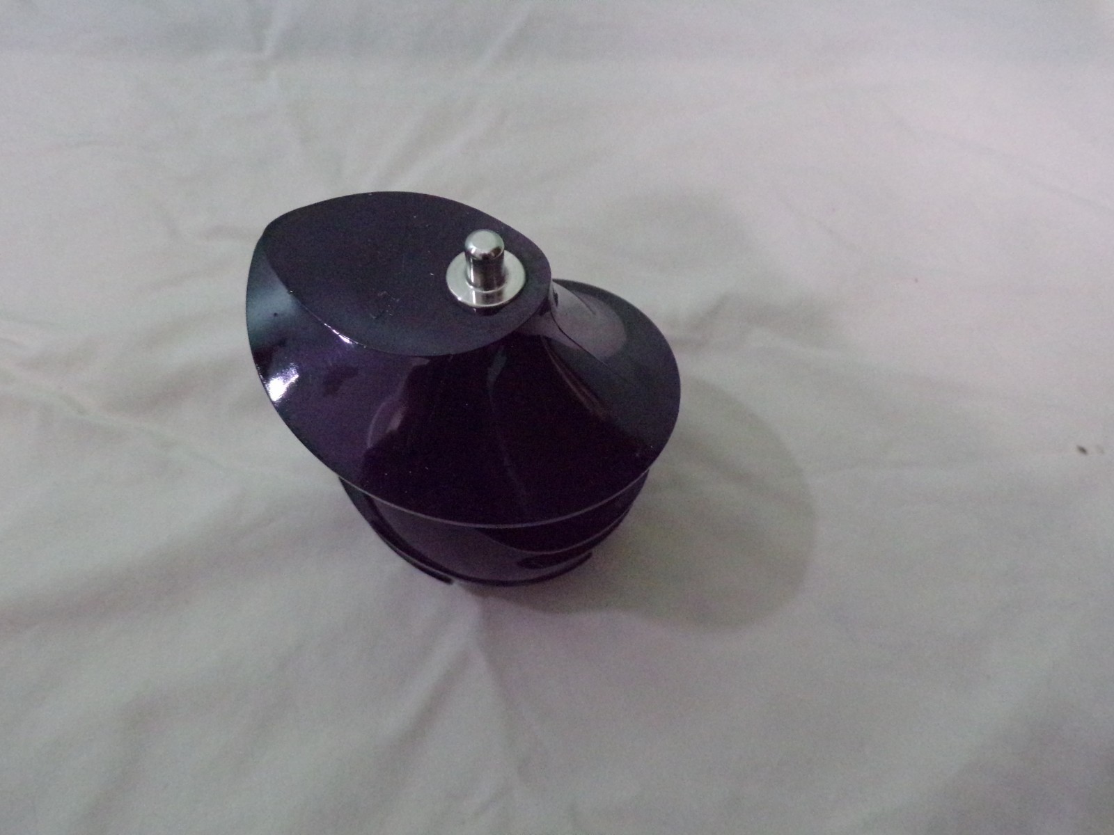 Omega Juicer Extractor VRT330 Black AUGER