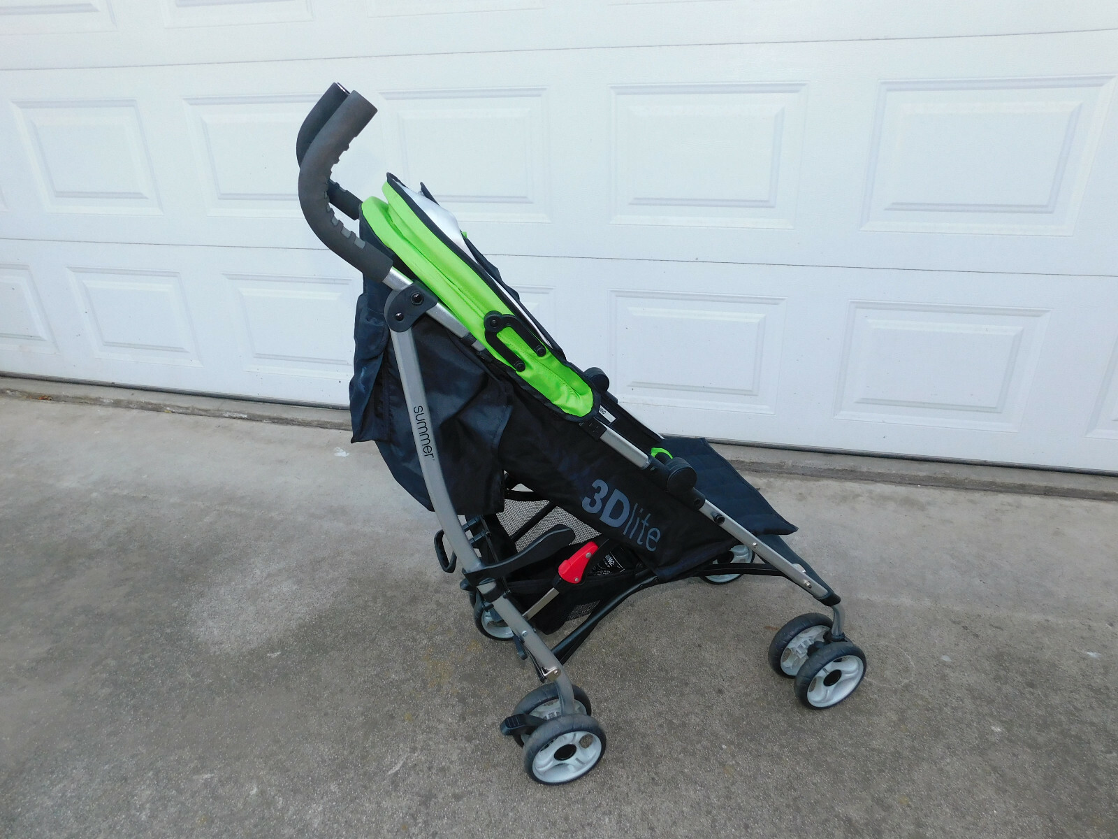 Summer Infant 3D Lite Convenience Stroller, Black / Green - Used Condition
