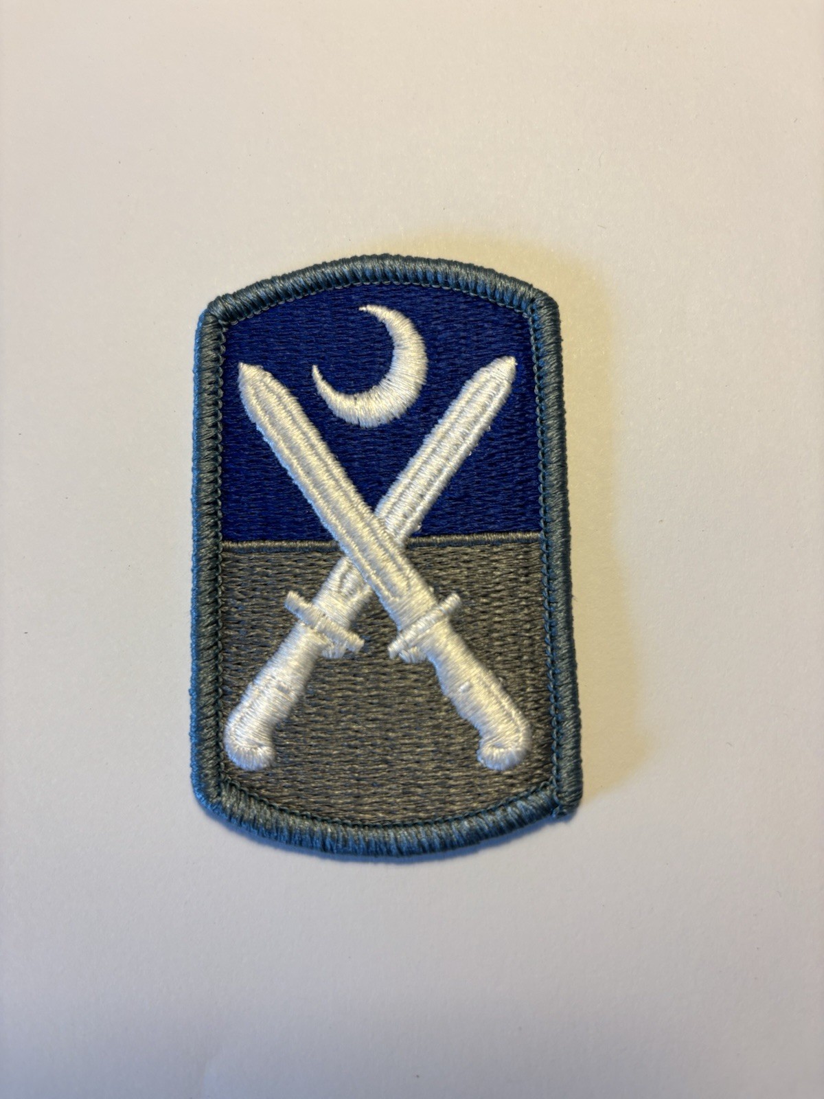 218th Infantry Brigade / 218th M.E.B. U.S. Army Shoulder Patch Insignia