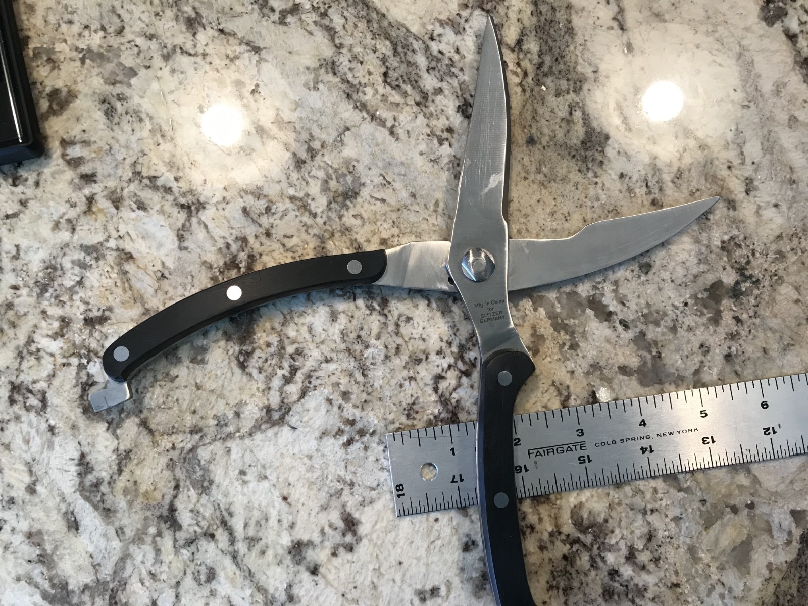 Slitzer Kitchen Poultry Shears Black Handles Spring Loaded Safety Clip