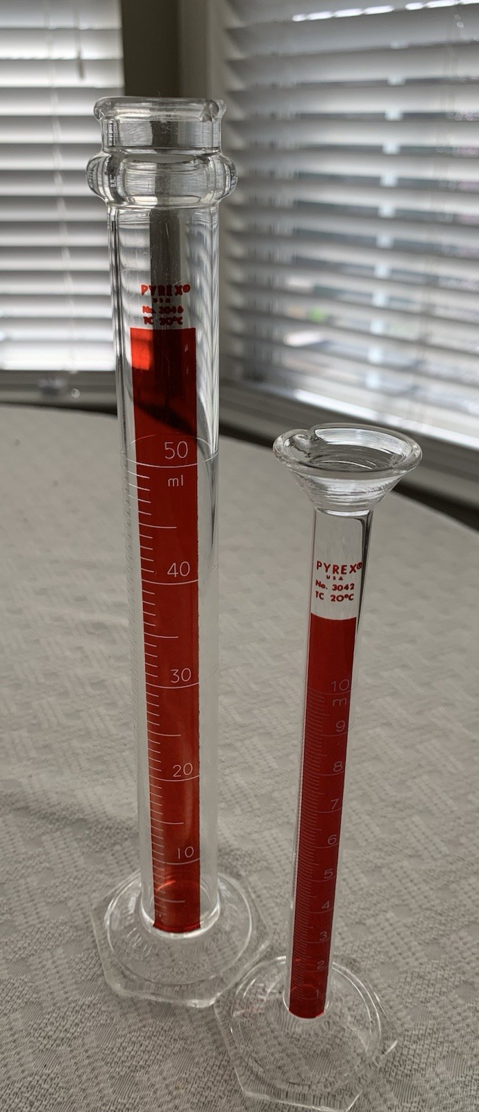 Vtg PYREX Lifetime RED Graduated Cylinders Octagonal Base 50ml & 10ml RARE