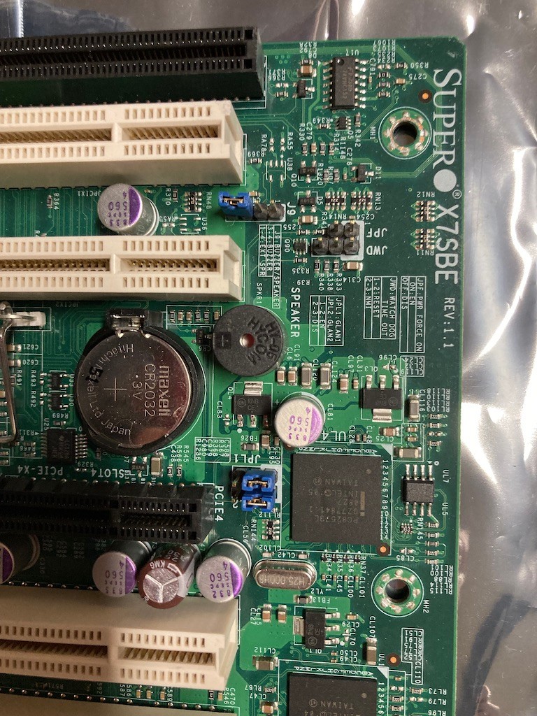 SuperMicro X7SBE REV 1.1 ATX Motherboard LGA 775 w/ CPU 4GB RAM I/O Plate