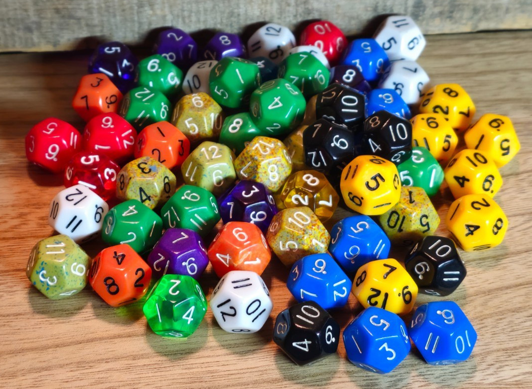 20 Assorted d12 Dice – Perfect for RPGs, Tabletop Games and Adventures!