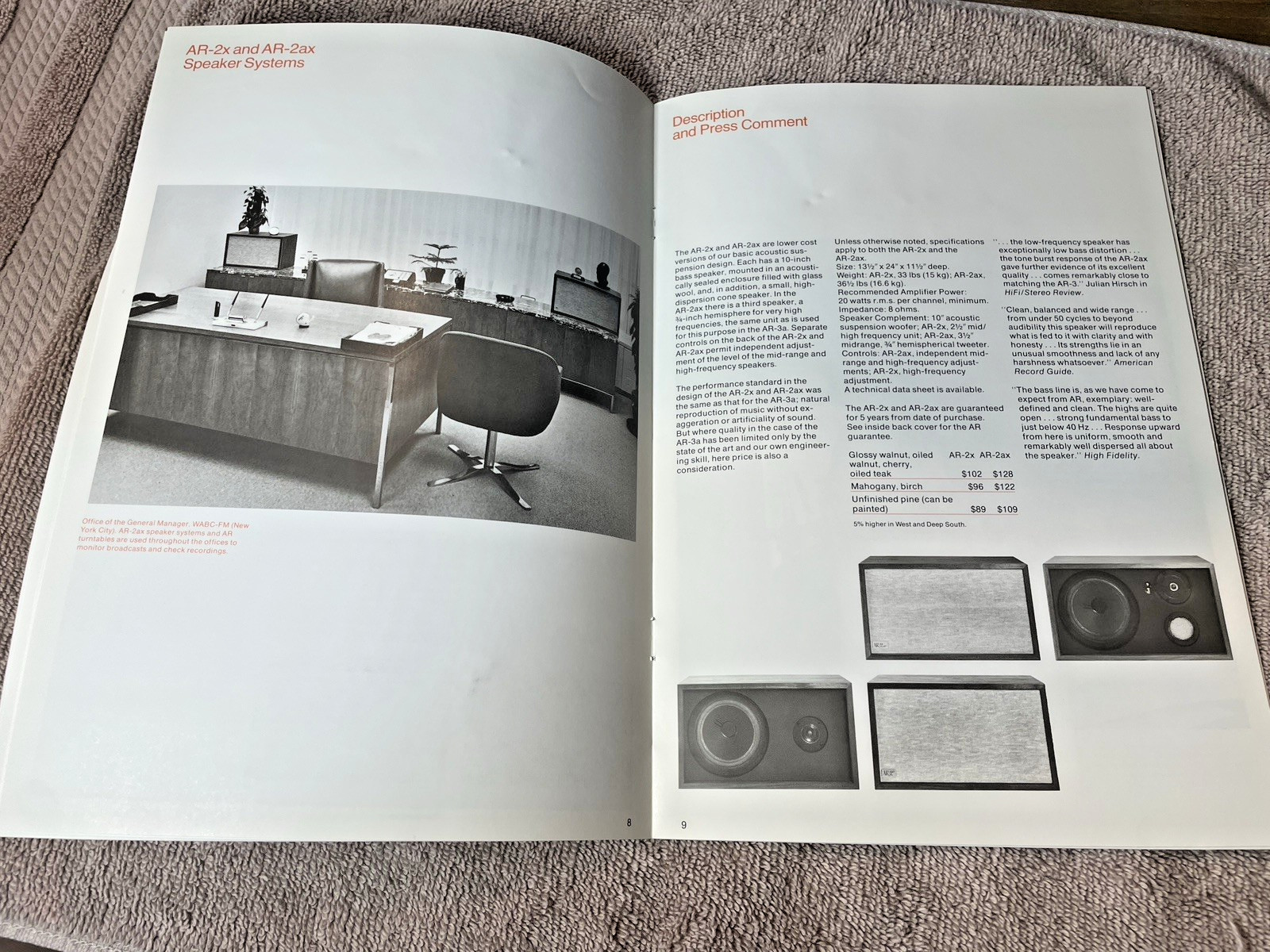 ACOUSTIC RESEARCH / BROCHURE / 21 PAGES / EXCELLENT CONDITION /