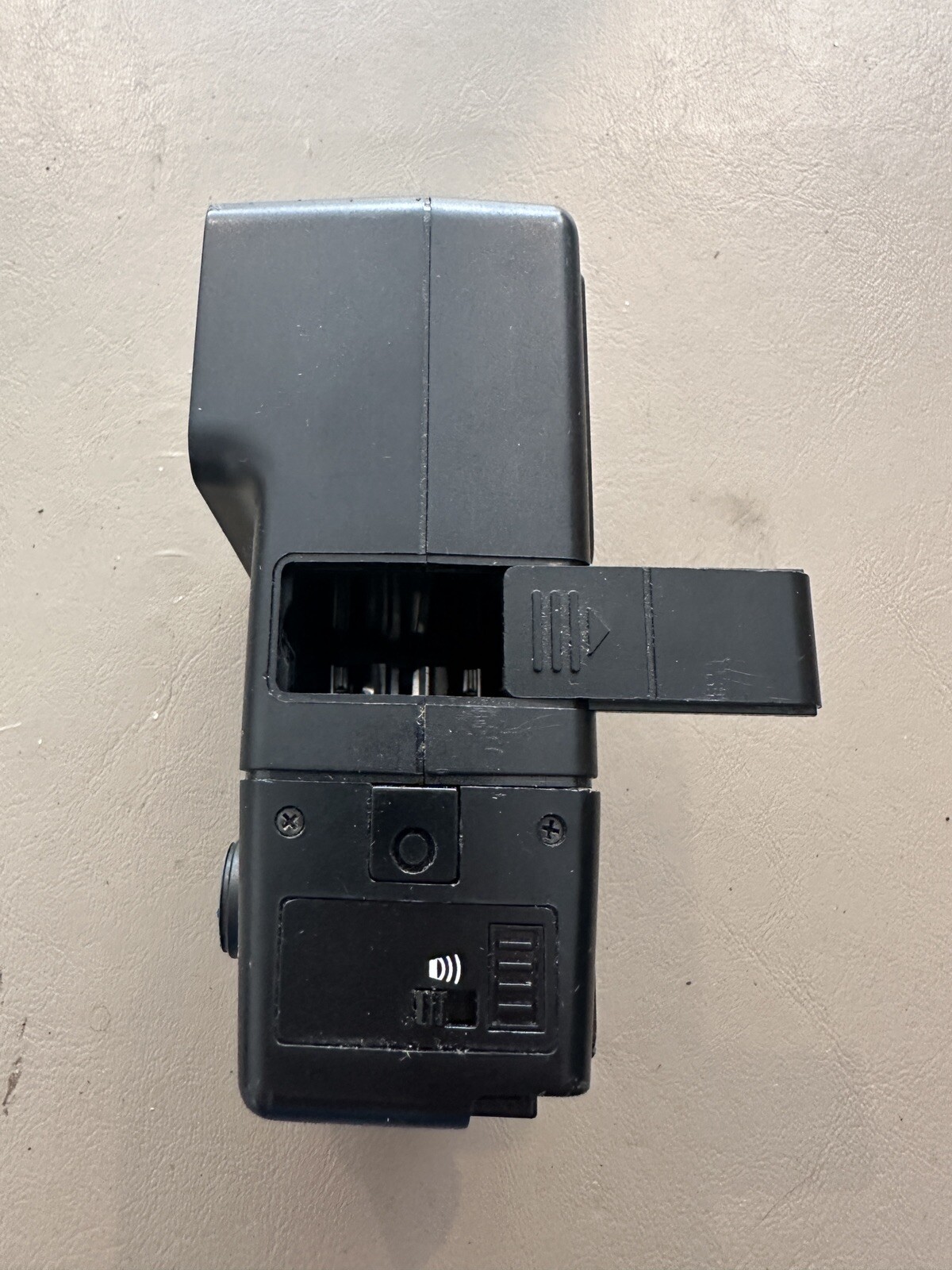 Vivitar Zoom 3200 Hot Shoe Camera Flash For Pentax ME Super Untested