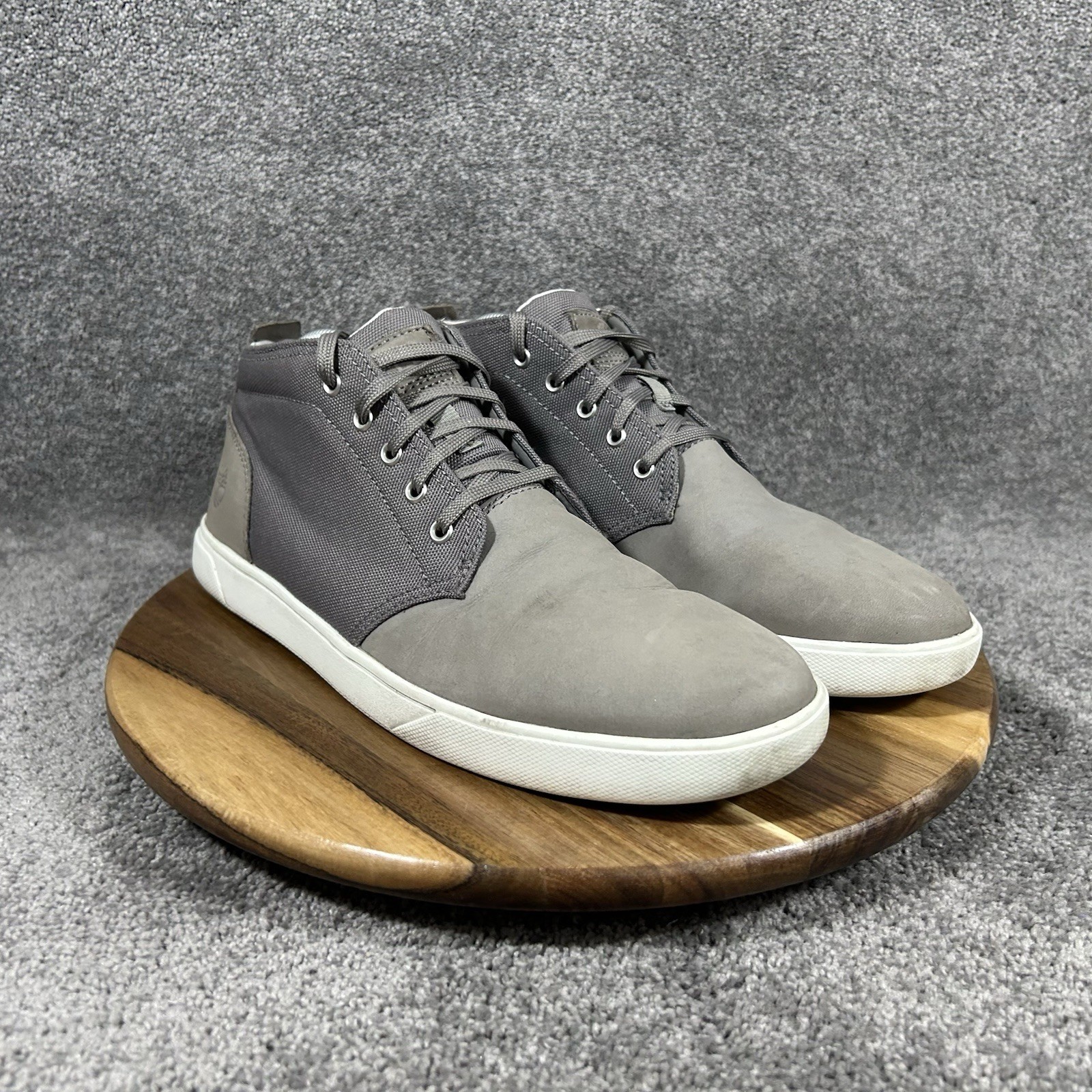 Timberland Davis Square Mens Size 9.5 Gray Nubuck Casual Chukka Shoes Used