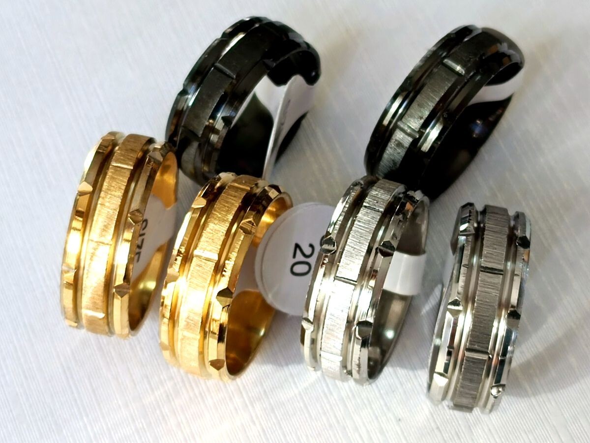Wholesale 30pcs gap side Stainless Steel Band Rings Silver Black Ring