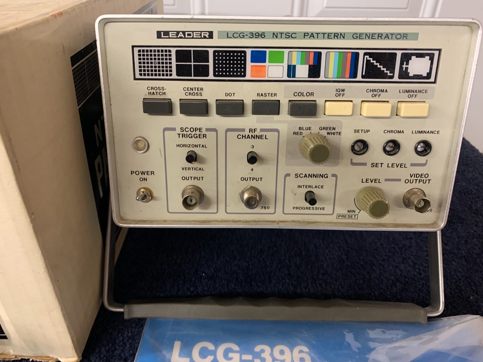 Leader Model LCG-396 NTSC Pattern Generator