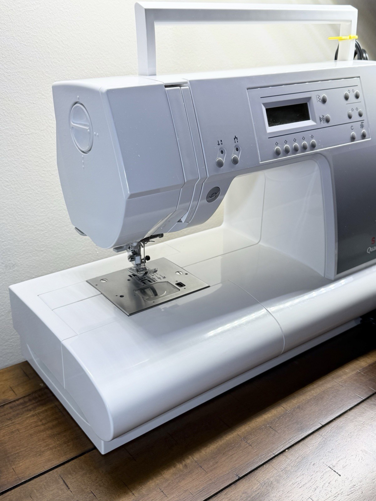 SINGER QUANTUM 9920 Sewing Machine Untested