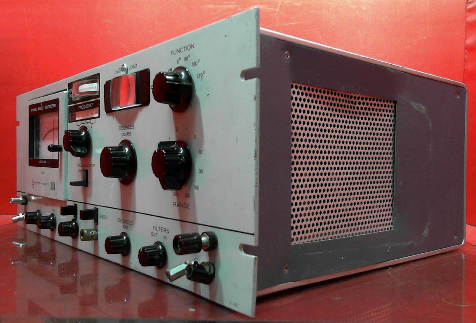 North Atlantic 301A Phase Angle Voltmeter A0443