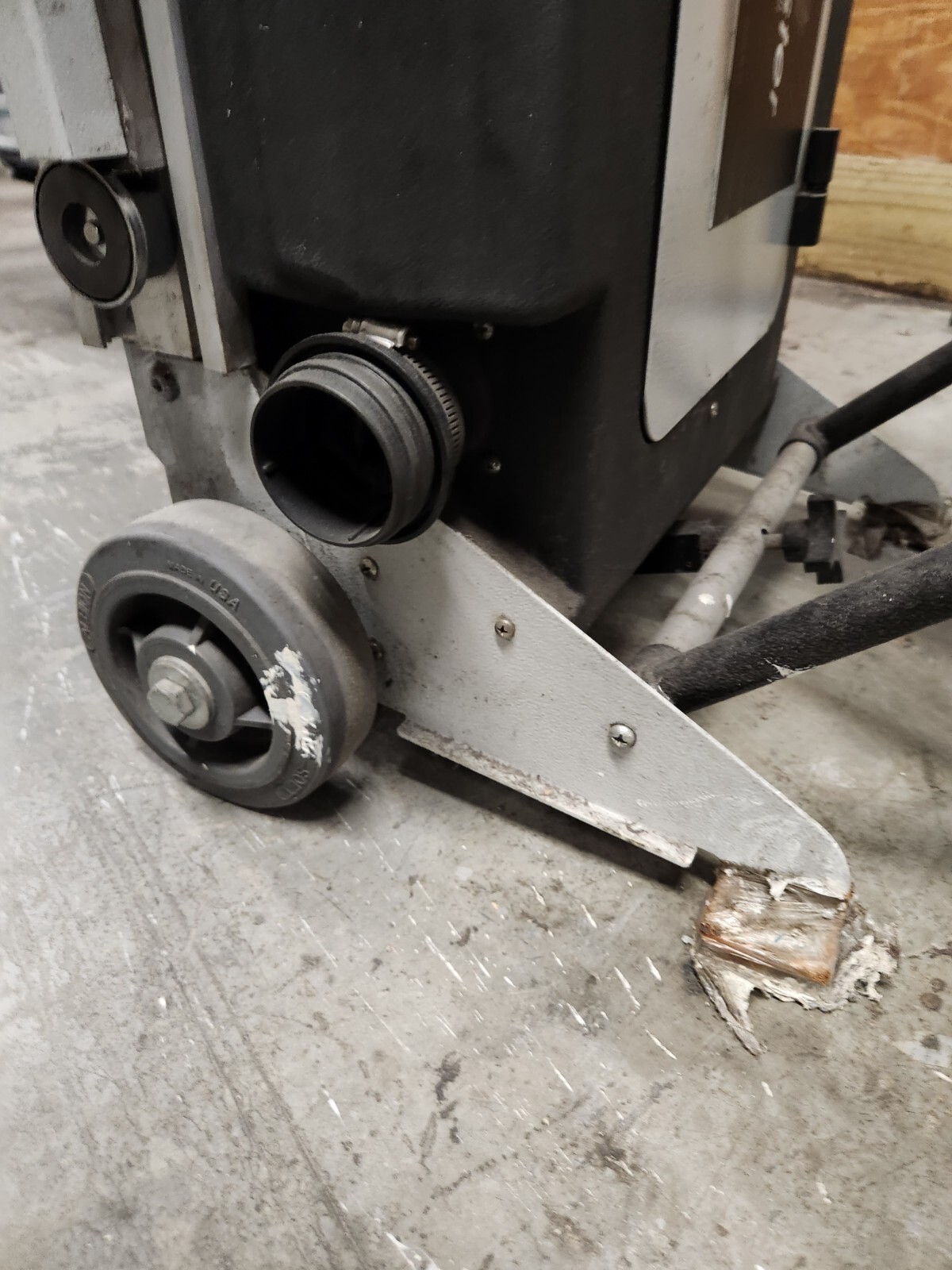 Treadmaster Escalator Cleaning Machine