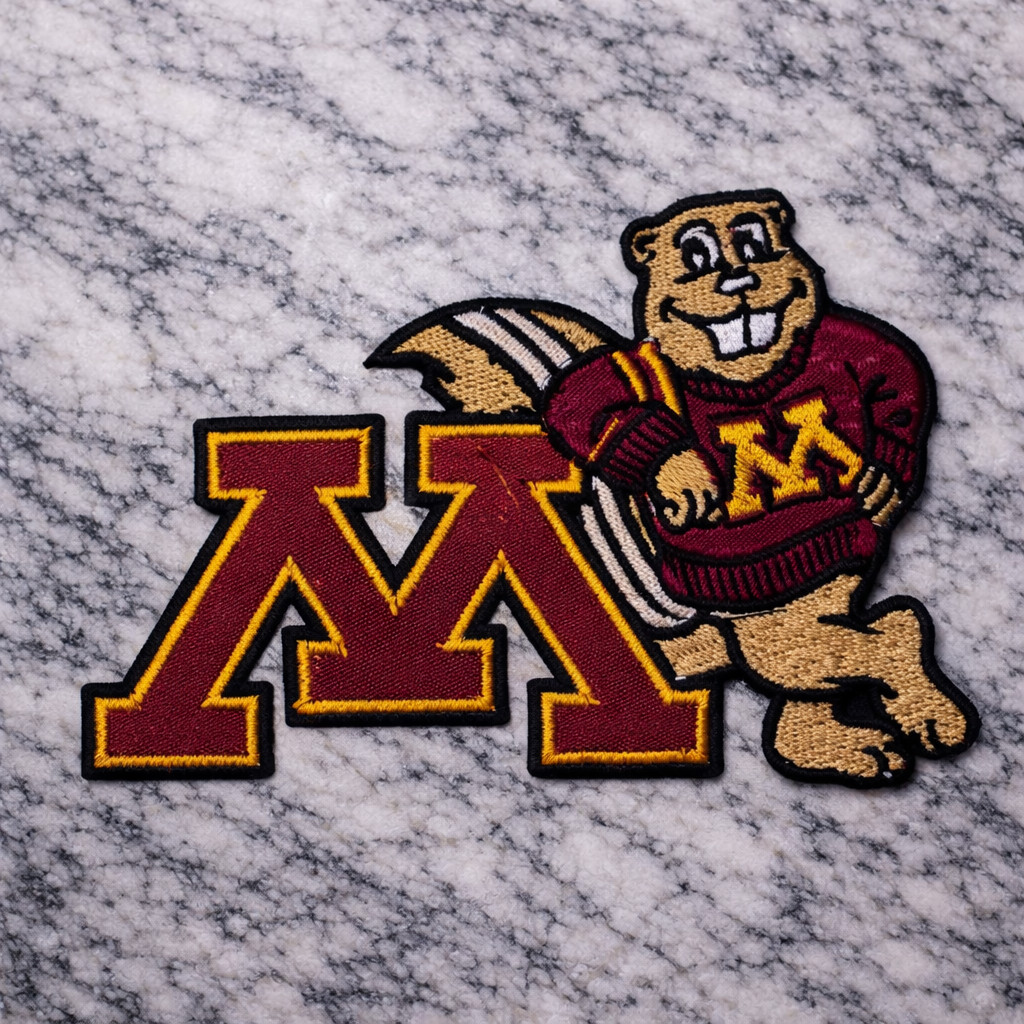 MINNESOTA GOLDEN GOPHERS NCAA Embroidered Iron/Sew On Patch 3.5"X2.5" FREE SHIPP
