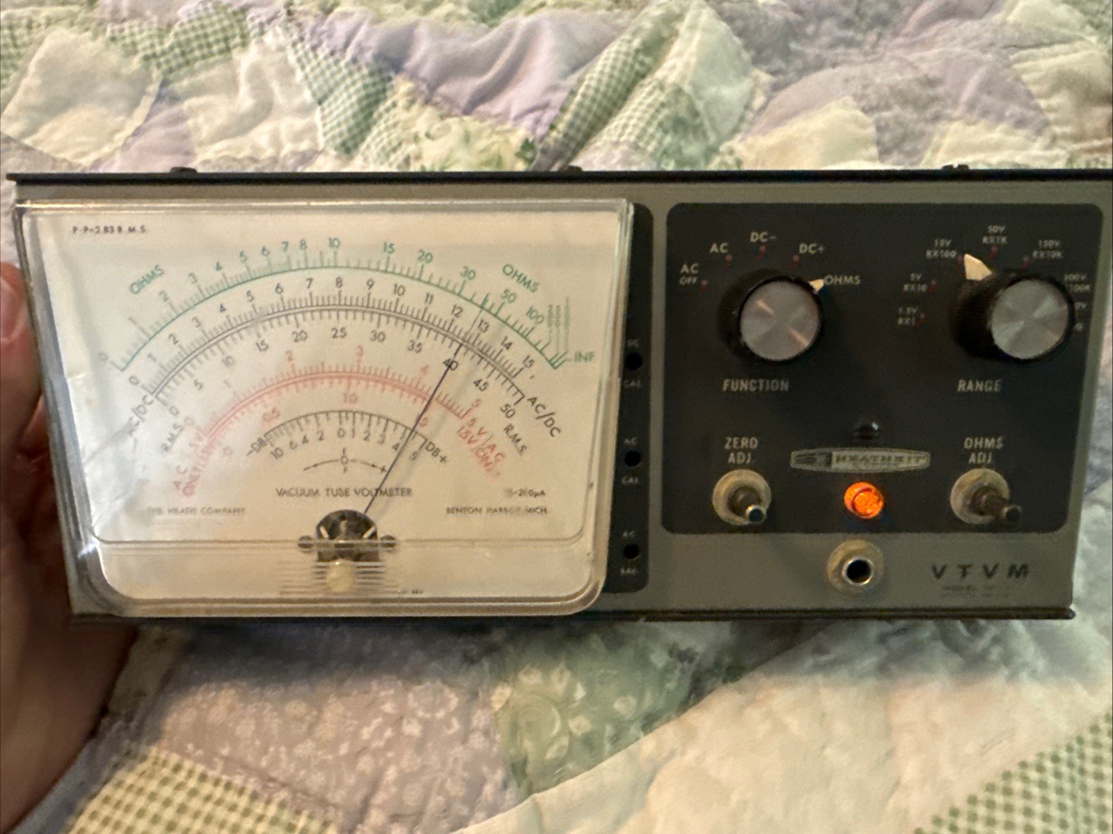 Heathkit IM-13 Vacuum Tube Voltmeter Analog ~ powers On, Untested otherwise
