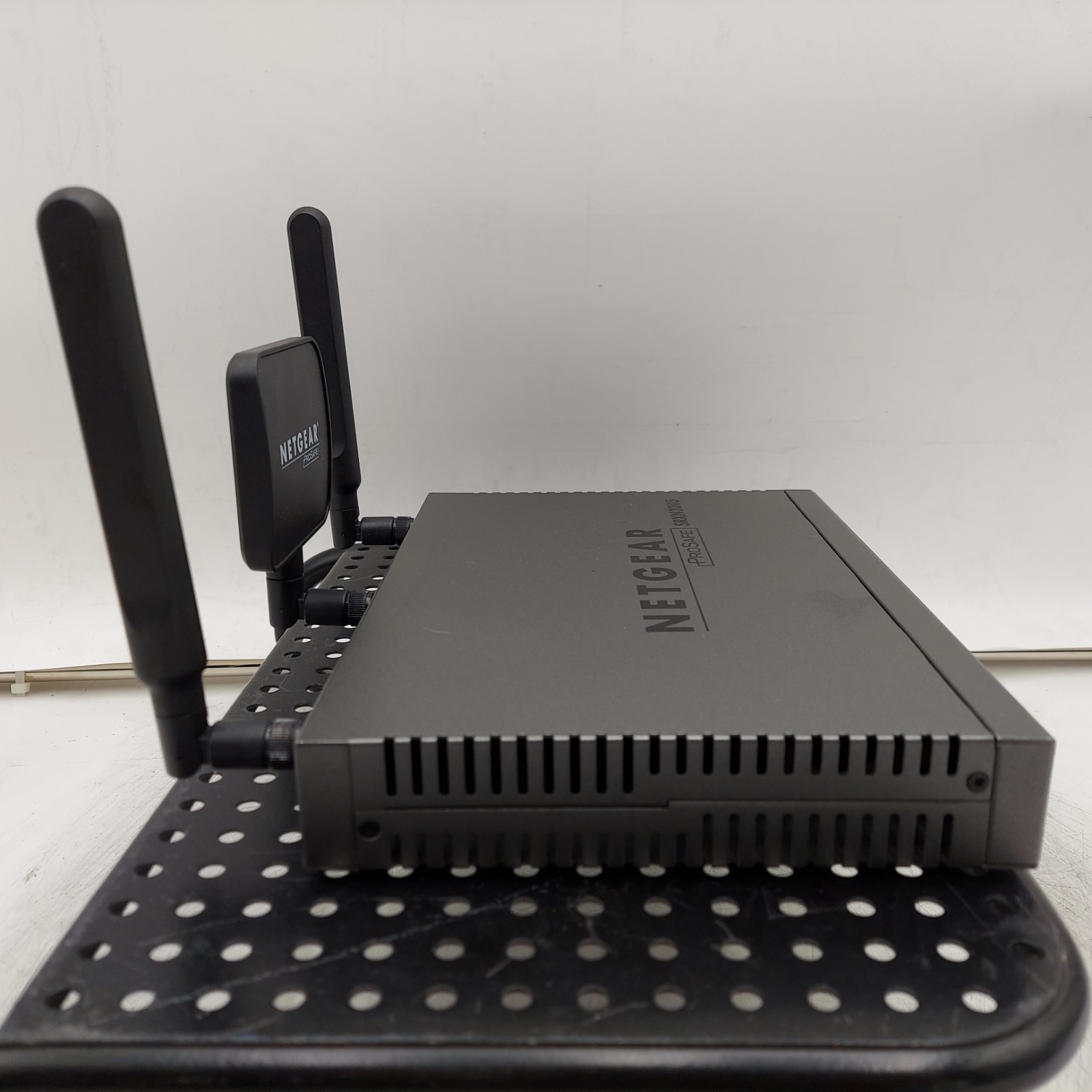 Netgear Prosafe VPN Firewall SRXN3205