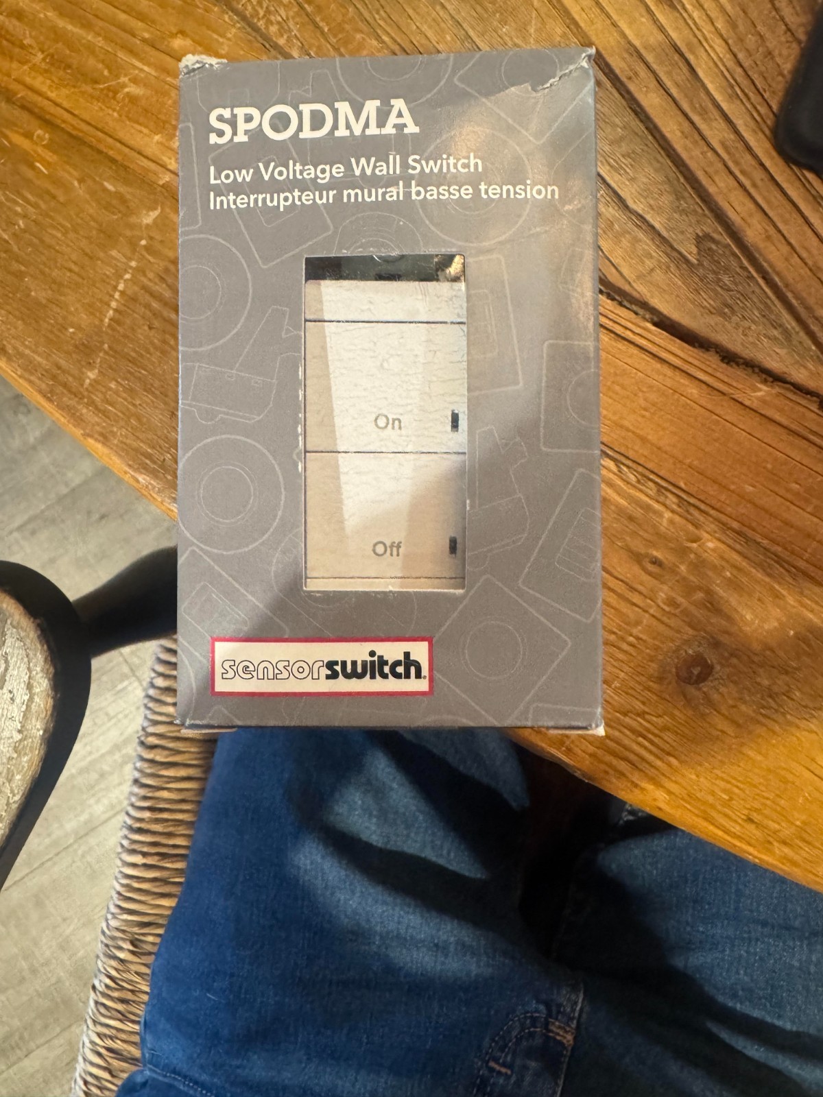 NEW Acuity Controls SPODMA SA WH, 266X99, 1 Switch, Manual, Low Voltage, White